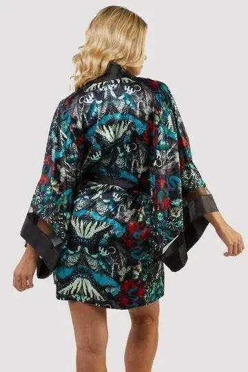 Menagerie Kimono - Sophisticated Stature